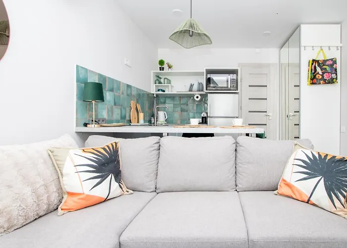 Apartment Cohost I Palm *