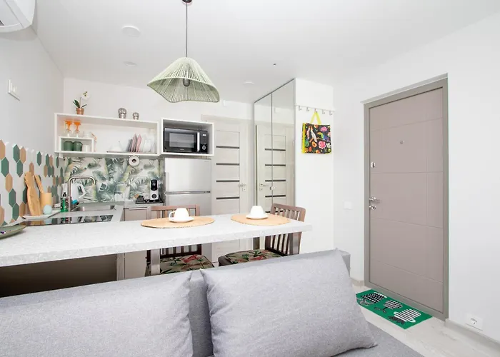 Apartment Cohost I Palm Palanga